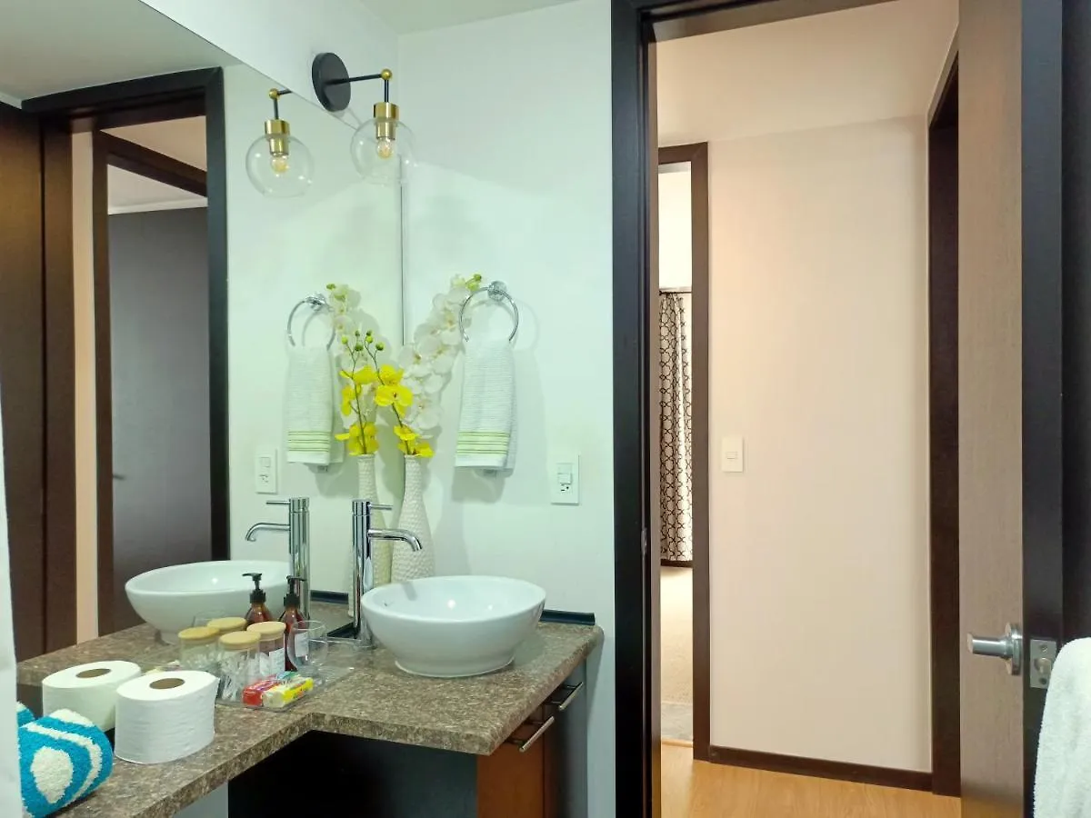 Apartamento LA MARISCAL, Sector Plaza Foch - Piso 7 - Balcón Quito