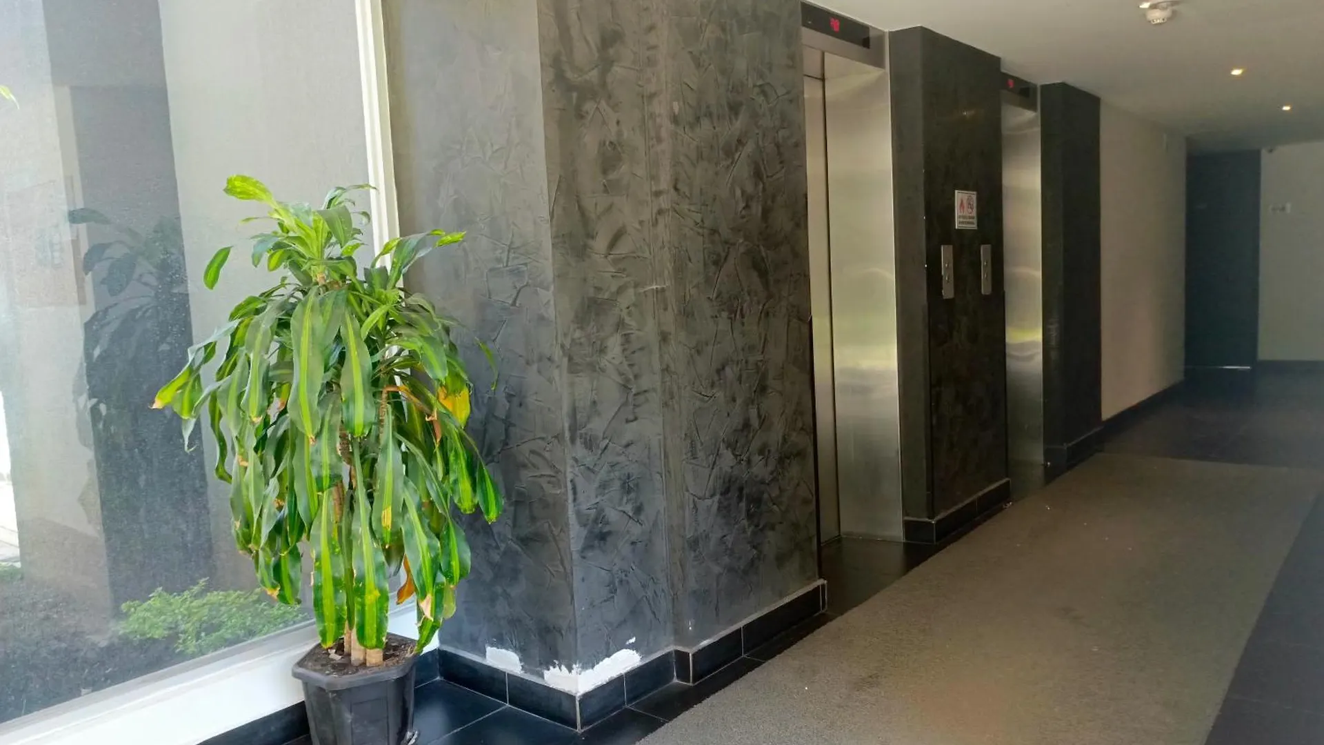 Apartment - 2Bedrooms - Queenbed - Balcony - Parking - 7Thfloor Quito