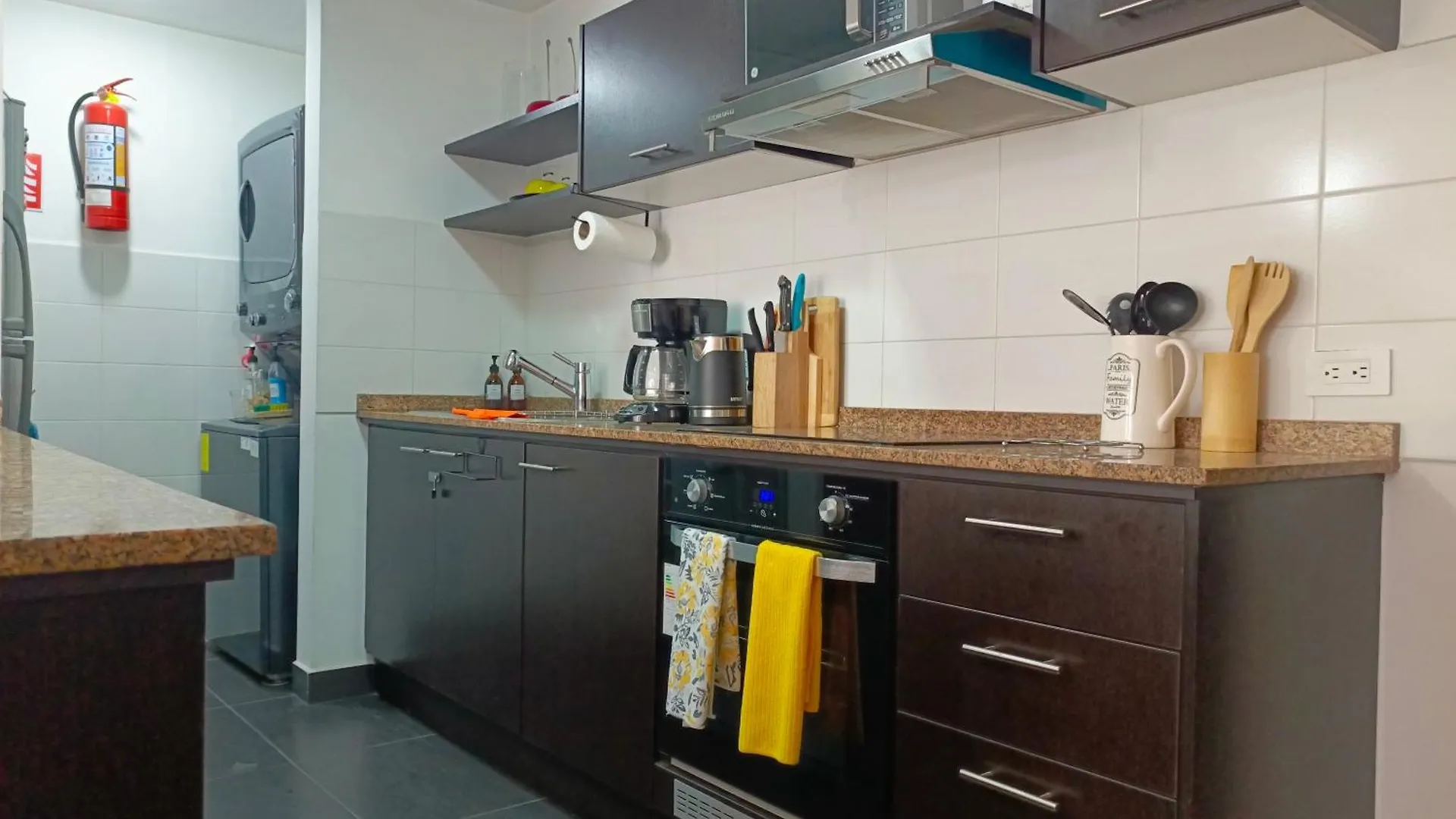 Apartamento LA MARISCAL, Sector Plaza Foch - Piso 7 - Balcón Quito