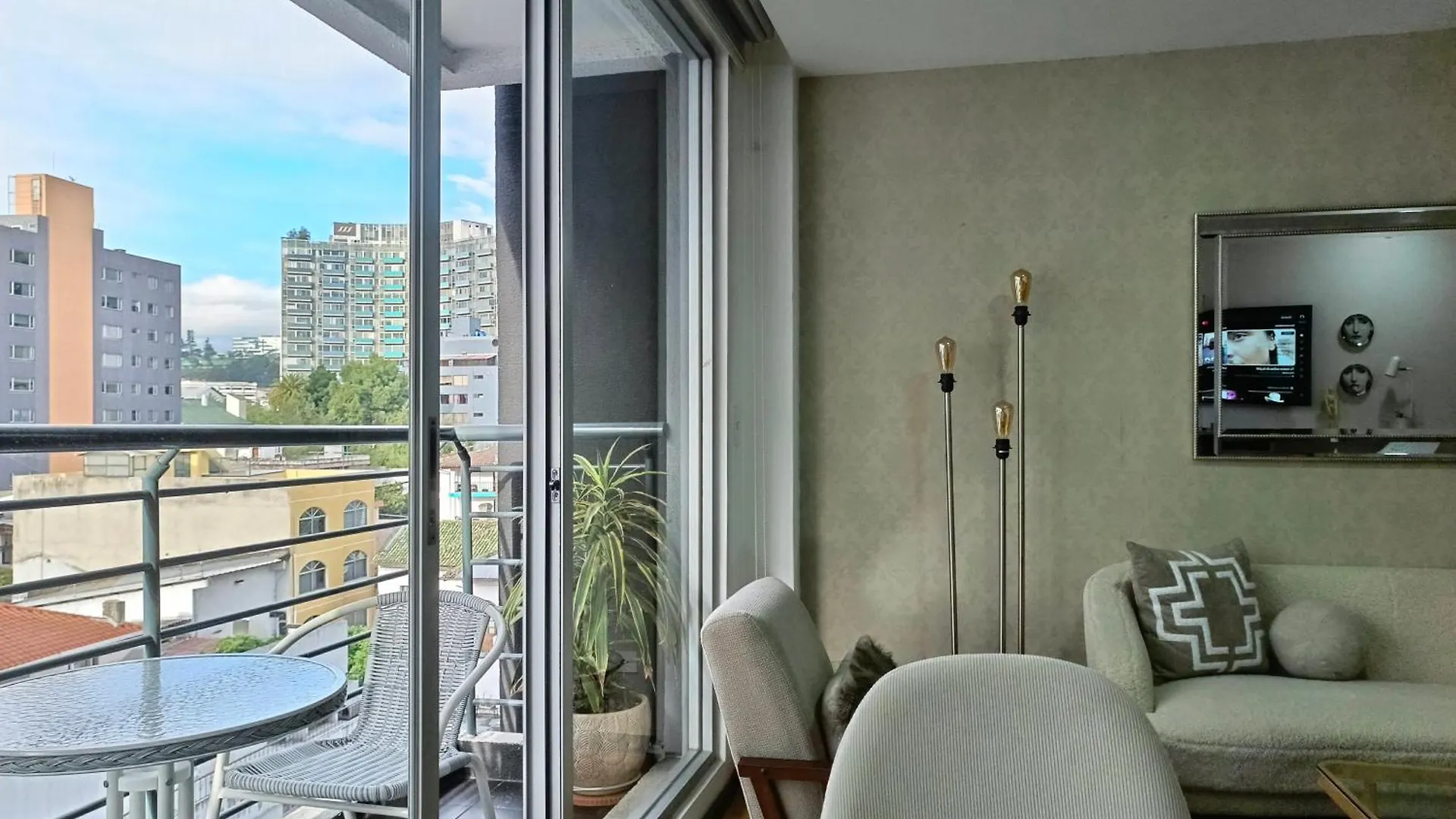 Apartment - 2Bedrooms - Queenbed - Balcony - Parking - 7Thfloor 0*, Quito Équateur